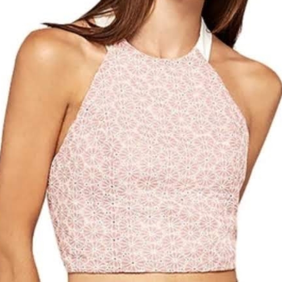 🛍BCBGeneration Eyelet Crop Top BNWT - Picture 2 of 6